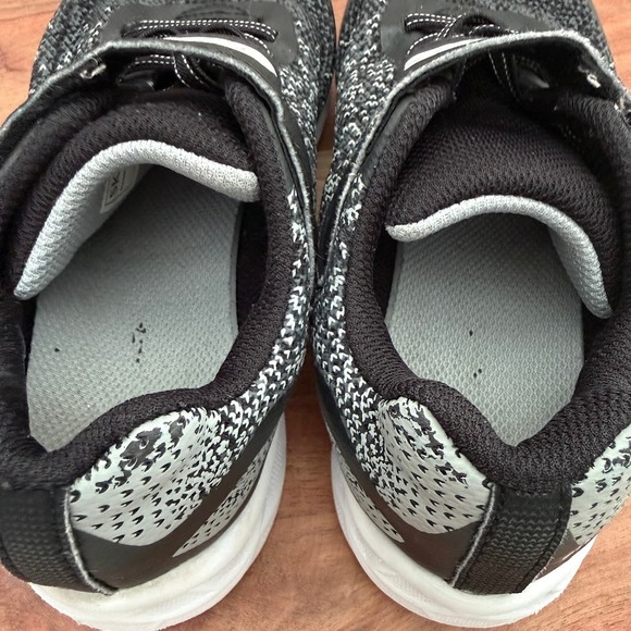 Skechers Microspec Max Kids Black Grey Size 1 US YouthSneakers 403920L - Picture 11 of 12